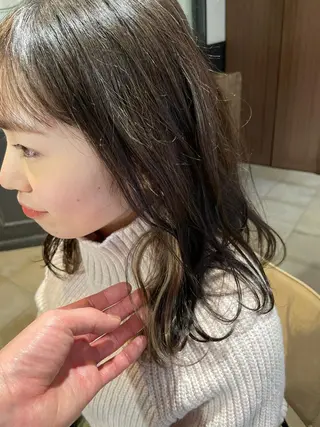 カラー 《インナーカラー》 YAMADAのヘアスタイル