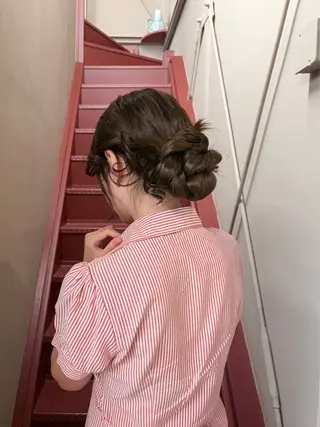 ロング ヘアアレンジ HIBIKI / 透明感カラーのヘアスタイル