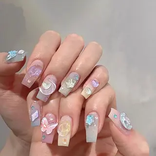 ネイル Yui 🧀のネイルデザイン