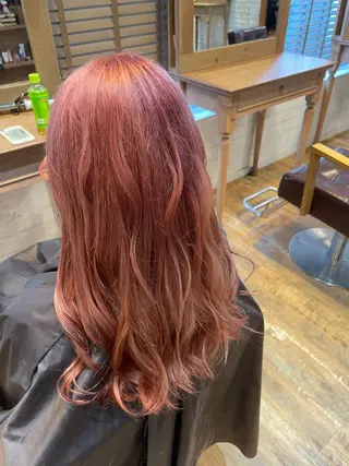 ロング 佐藤 幸菜のヘアスタイル