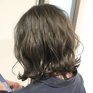 ミディアム ウルフ/デザイン/ 大阪/タカハシユウキのヘアスタイル