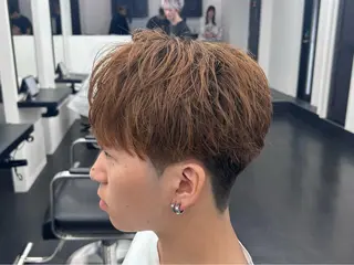 カラー メンズ メンズ特化🔥パーマ ￥5060~/横浜のヘアスタイル