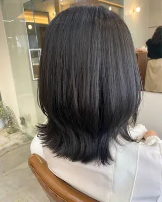 ミディアム 🌻花屋併設🌻濱 幸帆のヘアスタイル