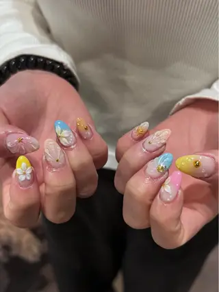 ネイル color.nail 🫧ionaのネイルデザイン