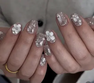 ネイル Pure&Rich Nailのネイルデザイン