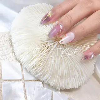 ネイル Flower nailのネイルデザイン