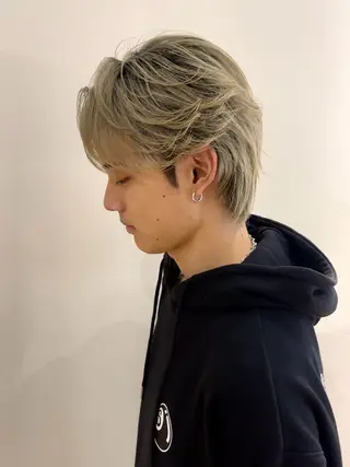 ショート 村澤 拓弥のヘアスタイル