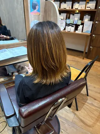 ミディアム 🫧ブリーチ×透明感 カラー🎀ココカラのヘアスタイル