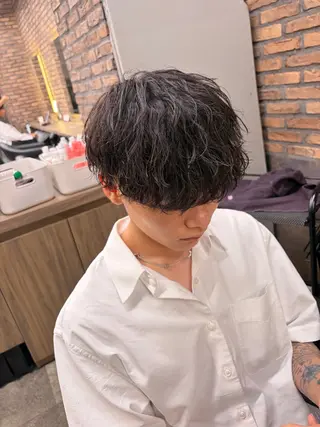 ミディアム パーマ メンズ メンズパーマ特化 TAIGAのヘアスタイル