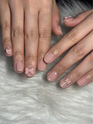 ネイル LAVISH momoneのネイルデザイン