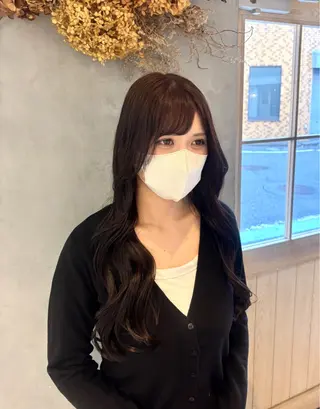 カラー ROCCO saraのヘアスタイル
