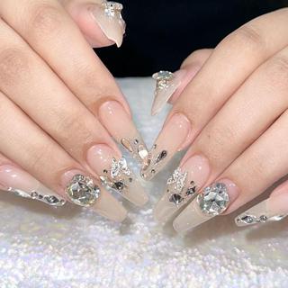 ネイル Queens テイのネイルデザイン