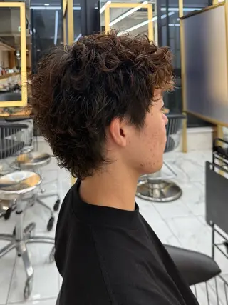 メンズ 本田 有里のヘアスタイル