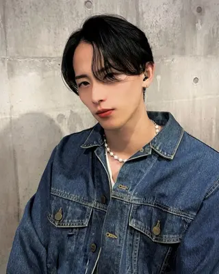 メンズ メンズ縮毛矯正 🎖アジマ リョオのヘアスタイル