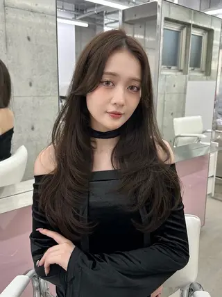 カラー minori🤎 韓国モテヘアのヘアスタイル