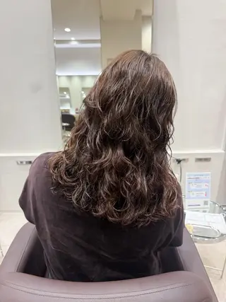 ロング パーマ ワタナベ ヒヨリのヘアスタイル