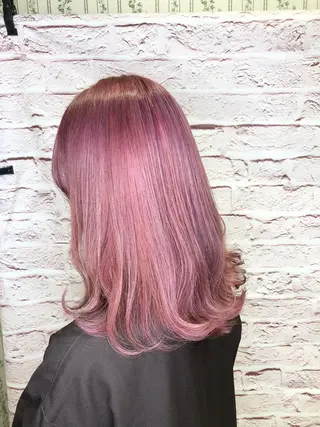 ミディアム LOOP hairのヘアスタイル