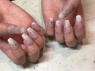 ネイル 韓国/ワンホン/長さ 出しつけ放題🎀のネイルデザイン
