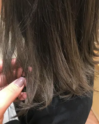 ミディアム カラー 🍋透け感カラー🍃 オリーブ🍐Kahoのヘアスタイル