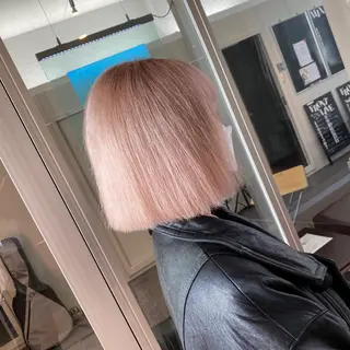 ショート カラー 井手 孔介のヘアスタイル