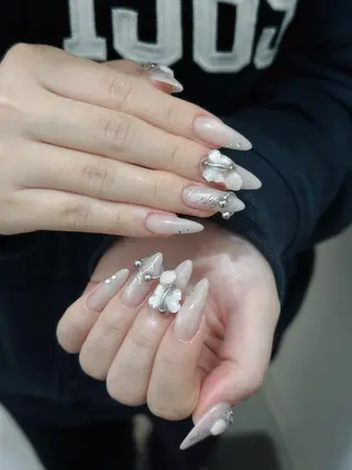 ネイル Eli Muse 新宿ネイルのネイルデザイン