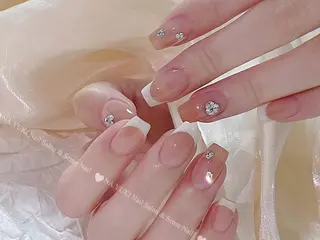 ネイル Mina. 🦢のネイルデザイン