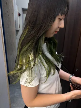 セミロング カラー ヘアアレンジ 💟Opus // Mizuki🐕のヘアスタイル