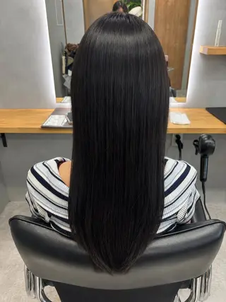 ロング 三田 百花のヘアスタイル
