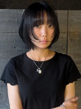ショート お呼ばれヘア/顔周り カット/レイヤーのヘアスタイル