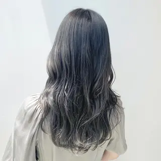ロング カラー 🩵ブリーチカラー MIORI🩵のヘアスタイル