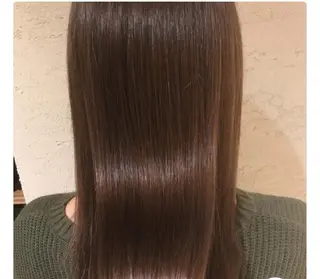 ロング アティリー 西梅田のヘアスタイル