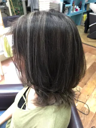 セミロング カラー 嘉手納美容室 ルアナエヴァのヘアスタイル