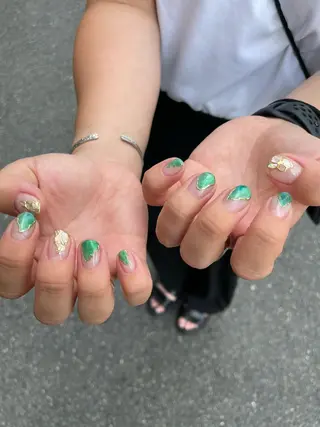ネイル with hues AYAのネイルデザイン