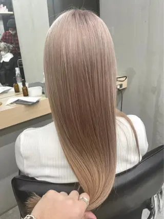 ロング カラー ブリーチ&髪質改善 TAIGAのヘアスタイル