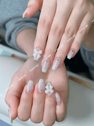 ネイル 佐藤 ゆうなのネイルデザイン