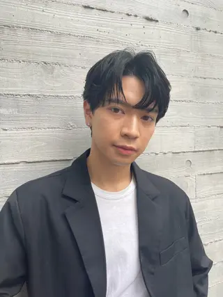 ショート パーマ メンズ 波巻きスパイラル 近藤剛 浦和のヘアスタイル