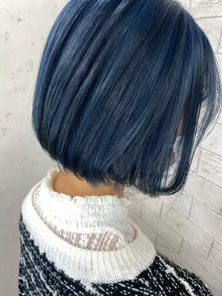 ショート カラー 🦋YUI 髪質改善 ブリーチ 着付け🦋のヘアスタイル