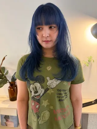 セミロング カラー MIU/ルーツカラー 顔まわりレイヤーのヘアスタイル
