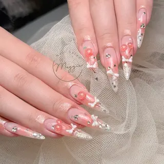 ネイル Maggie Nail🦩のネイルデザイン