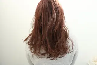 セミロング ロング カラー soins de MaLilyのヘアスタイル
