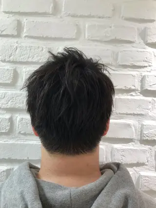 ショート メンズ 【暖色カラー特化】 中山由梨のヘアスタイル