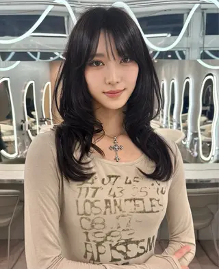 セミロング カラー ヘアアレンジ 大宮縮毛矯正🩵 レイヤー 佐藤和のヘアスタイル