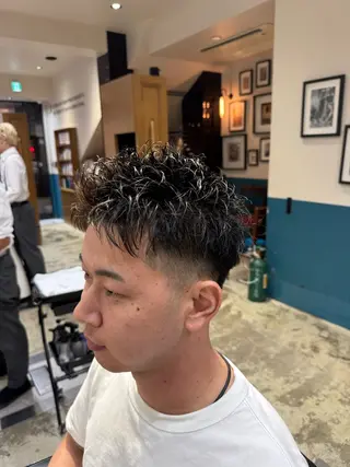ショート パーマ メンズ メンズカット、パーマ 特化美容師🌀/高田の眉毛・アイブロウイメージ