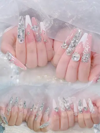 ネイル Lyna 池袋のネイルデザイン