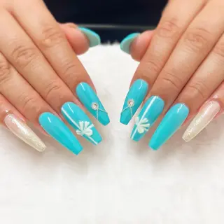 ネイル Nail salon Medusaのネイルデザイン