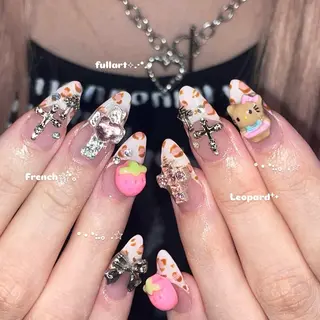 ネイル SEIRA⋆✦ Paletteのネイルデザイン
