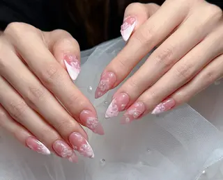 ロング カラー 波 なみのネイルデザイン