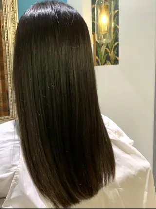 ロング 縮毛矯正専門美容師 宮本遼のヘアスタイル