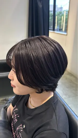 カラー ESQUISSE リコのヘアスタイル