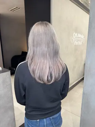 カラー LENA🎀 ハイトーン/エクステのヘアスタイル